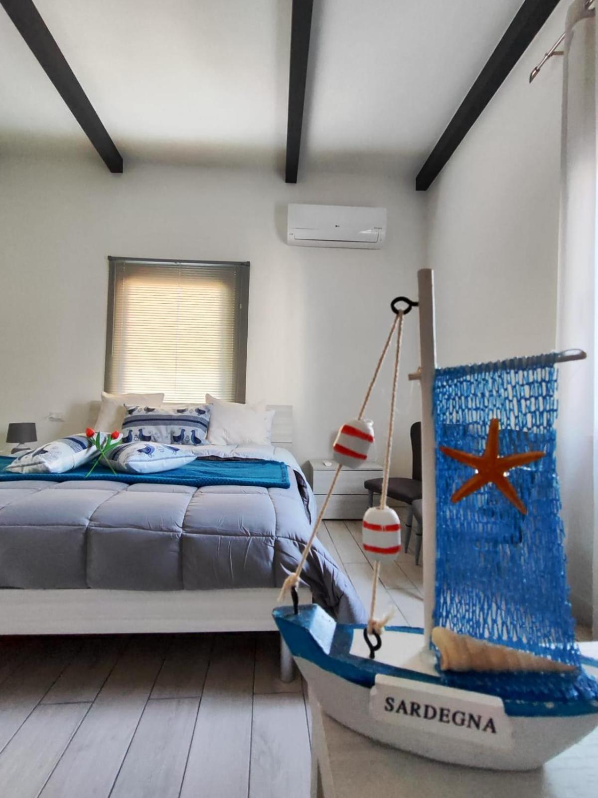 Casa Vacanze Con Giardino I Girasoli - Cin It 09006 - 9 C 2000 R4042- Сорсо Екстер'єр фото